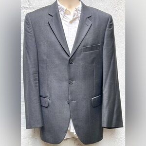 EUROPEAN COLLECTION 3-Button Blazer
